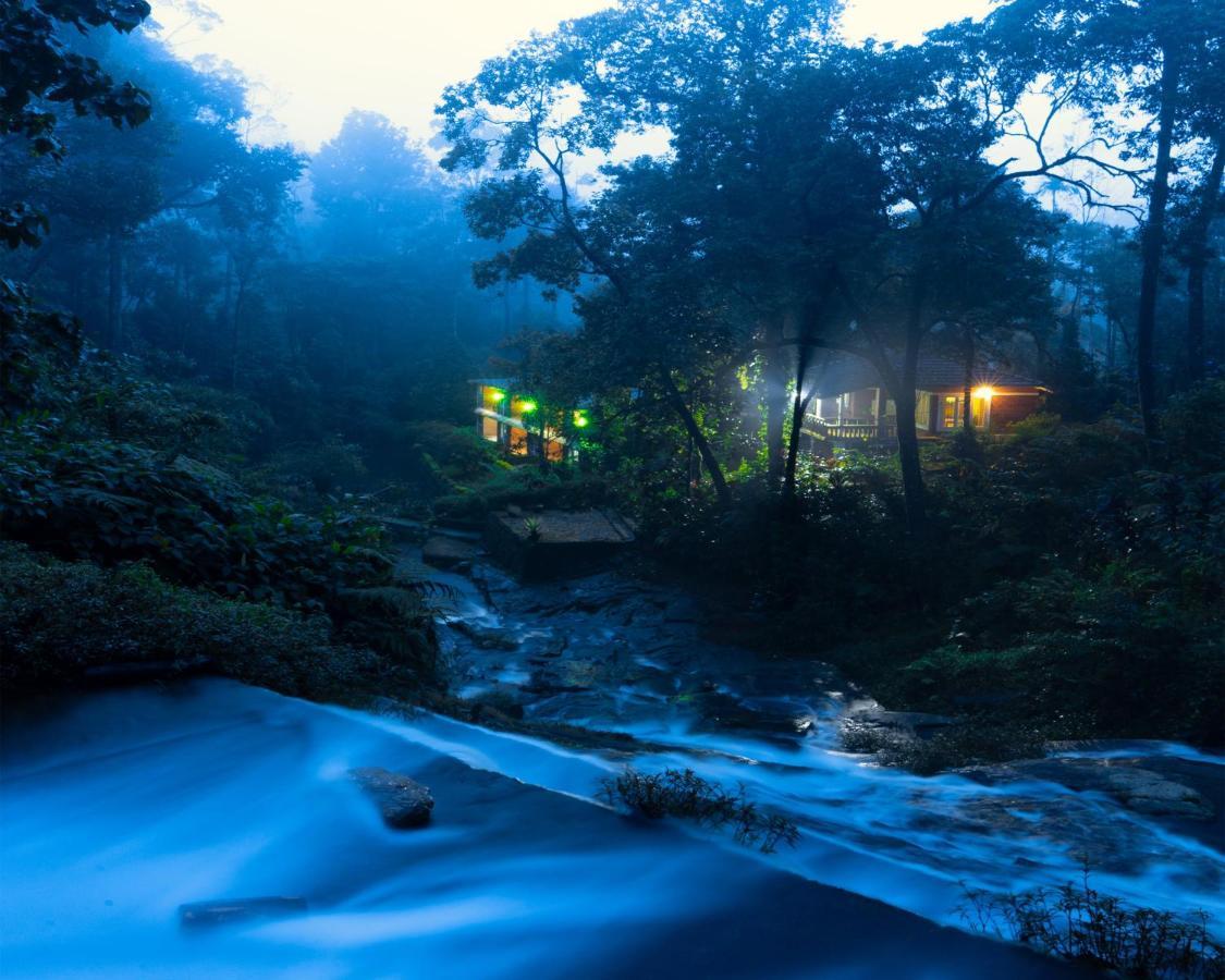 Falling Waters ムンナル エクステリア 写真