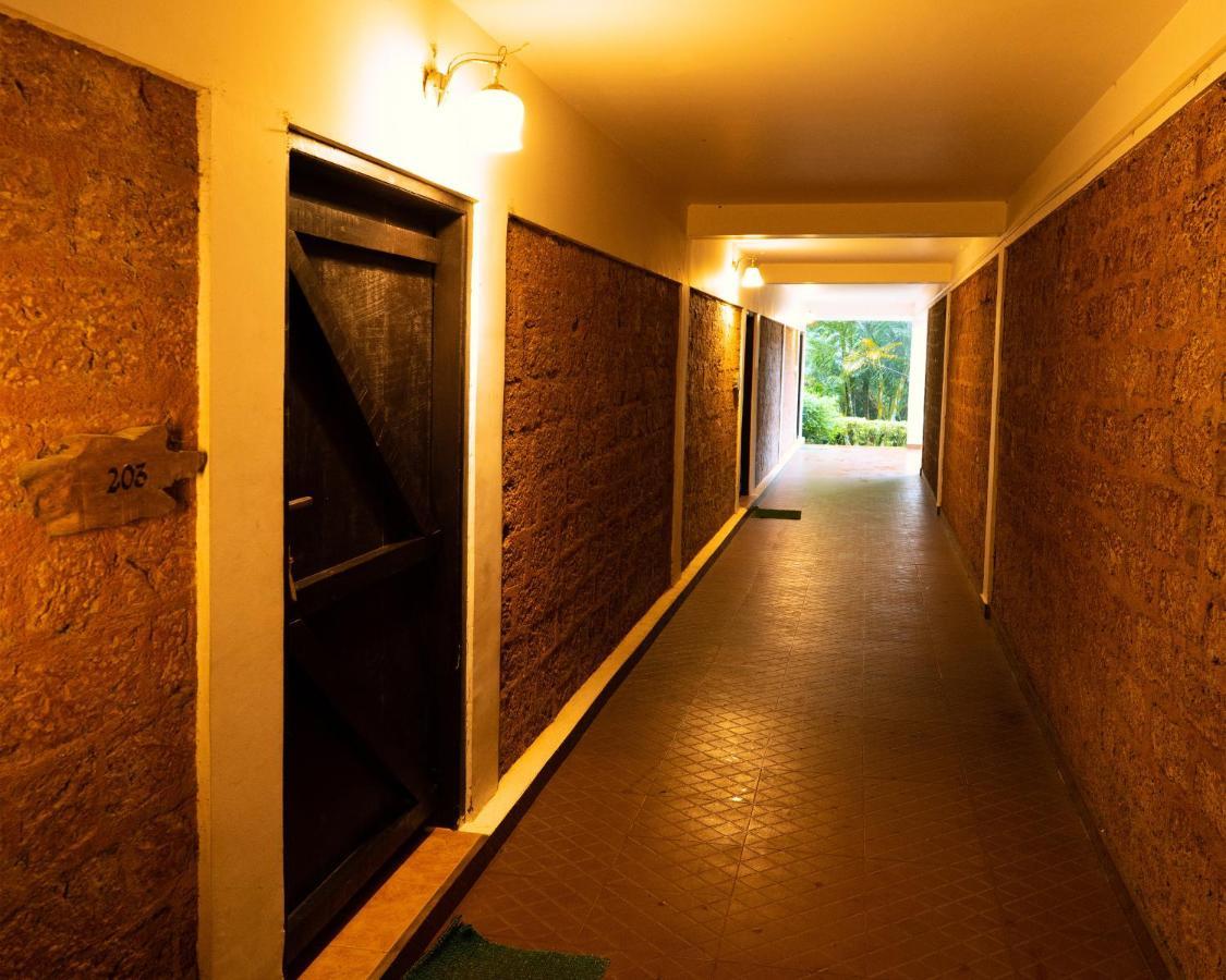 Falling Waters ムンナル エクステリア 写真