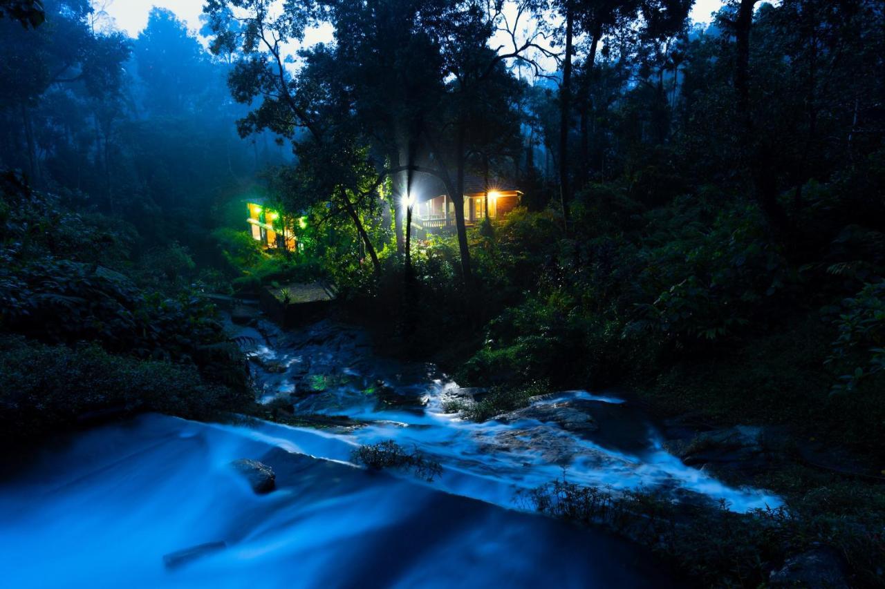 Falling Waters ムンナル エクステリア 写真